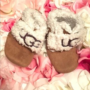 🎉 UGG Mini Faux Sterling Bootie Baby & Walker 🎉